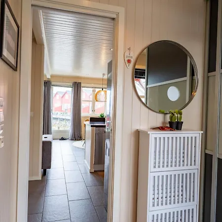 Sjoglott Lofoten- Modern By The Sea Ballstad Apartment Vestvagoy
