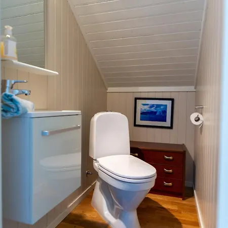 Apartment Sjoglott Lofoten- Modern By The Sea Ballstad *