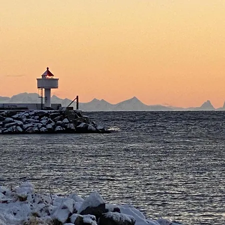 Sjoglott Lofoten- Modern By The Sea Ballstad