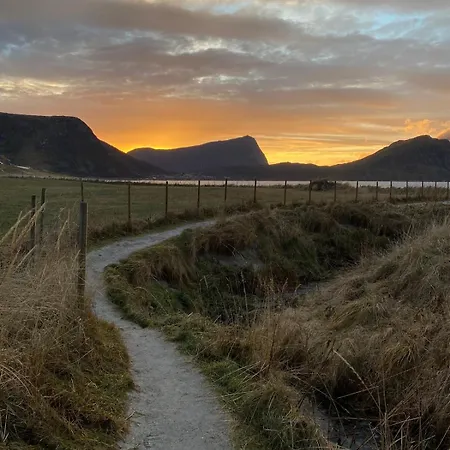 Sjoglott Lofoten- Modern By The Sea Ballstad *
